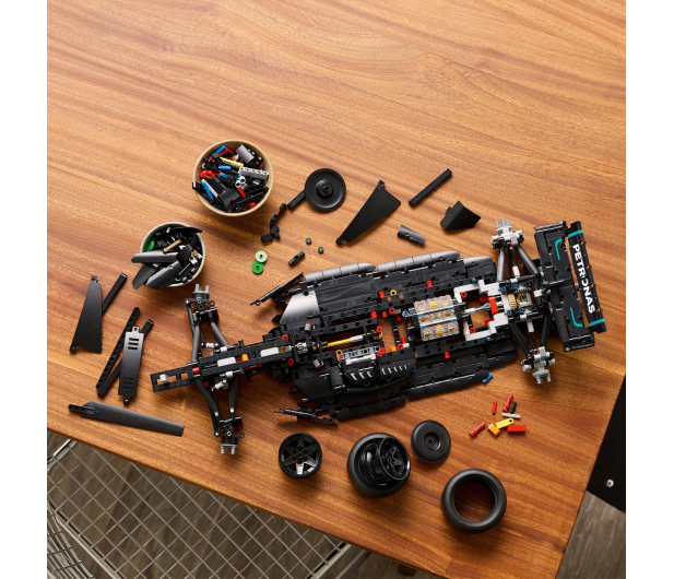 LEGO Technic 42171 Mercedes-AMG F1 W14 E Performance - 1220585 - zdjęcie 12